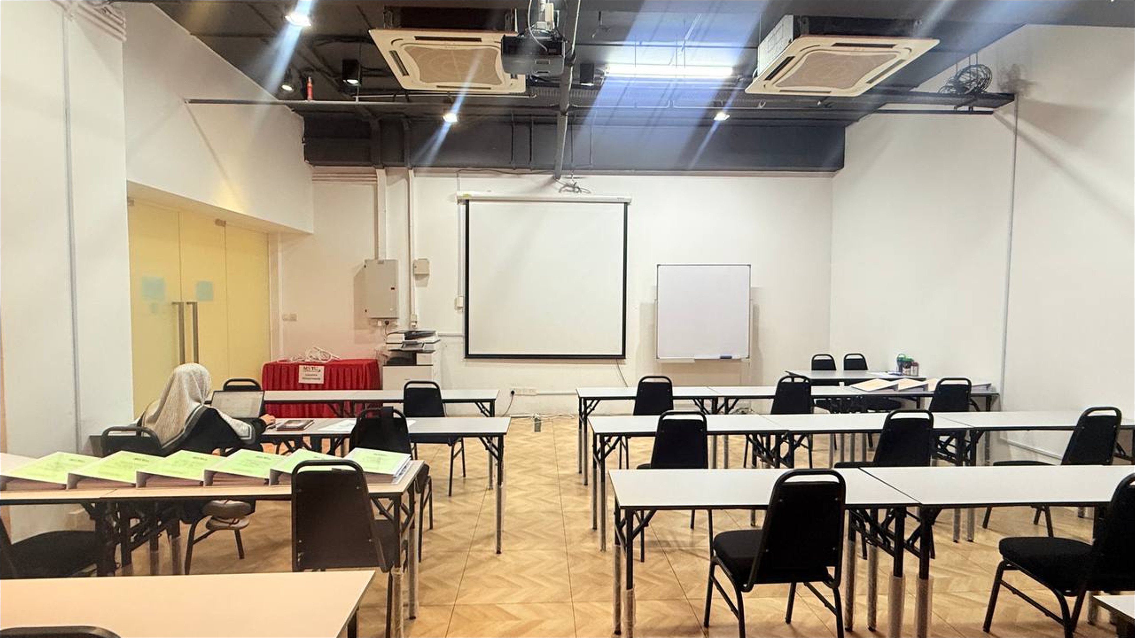 Bilik Seminar 1